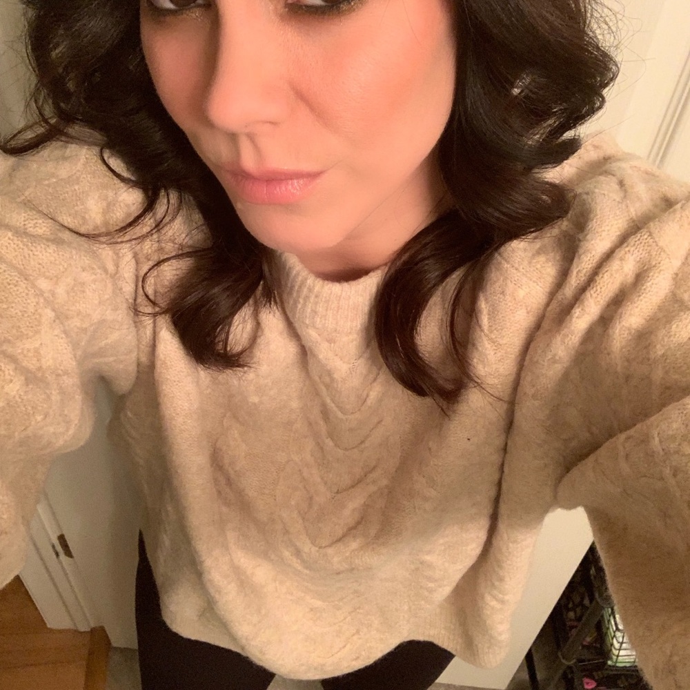 H&M Sweater - Picture 3 of 5